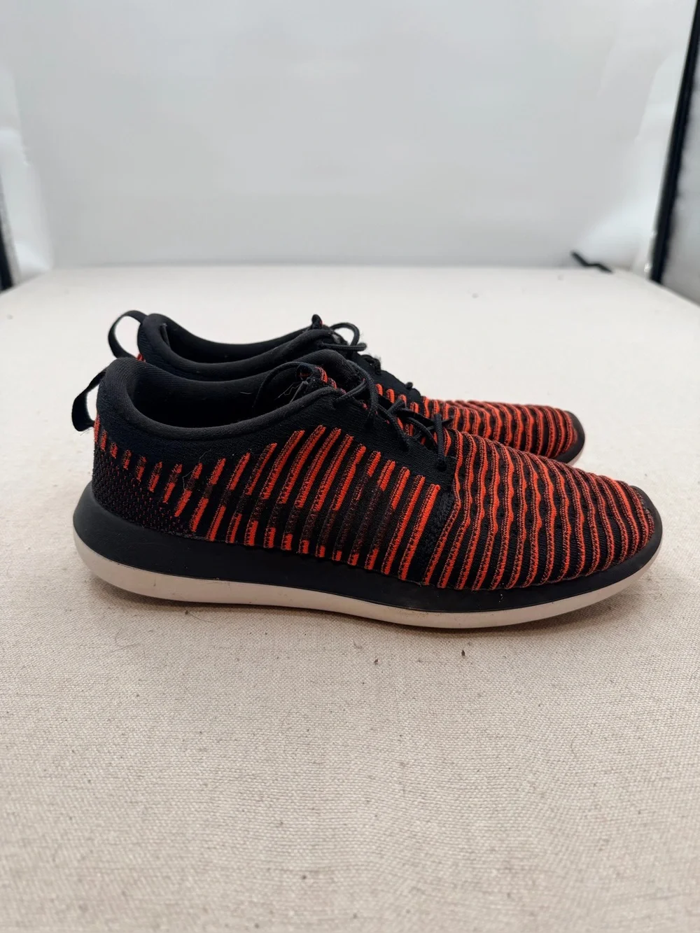 The Nike Roshe Two Flyknit Sneaker- 10